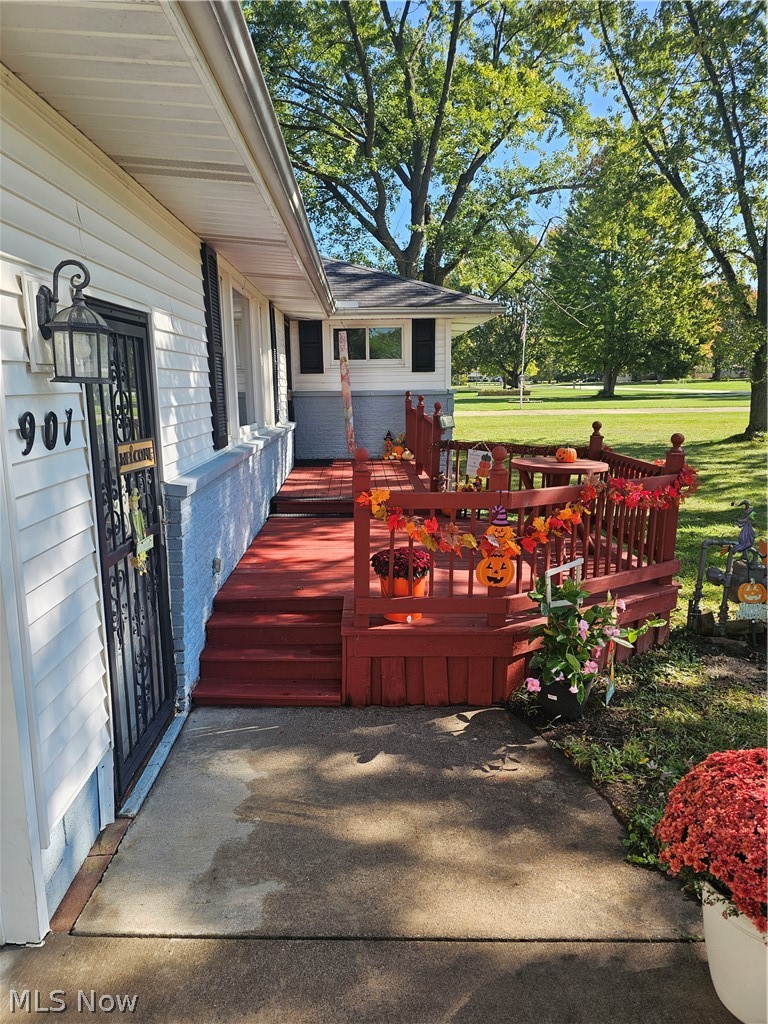 901 Columbia Drive Amherst OH 44001