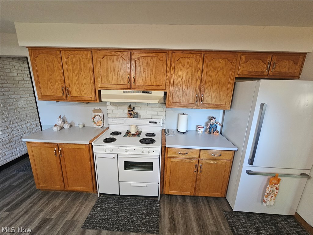 901 Columbia Drive Amherst OH 44001