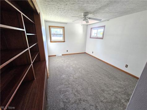 901 Columbia Drive Amherst OH 44001