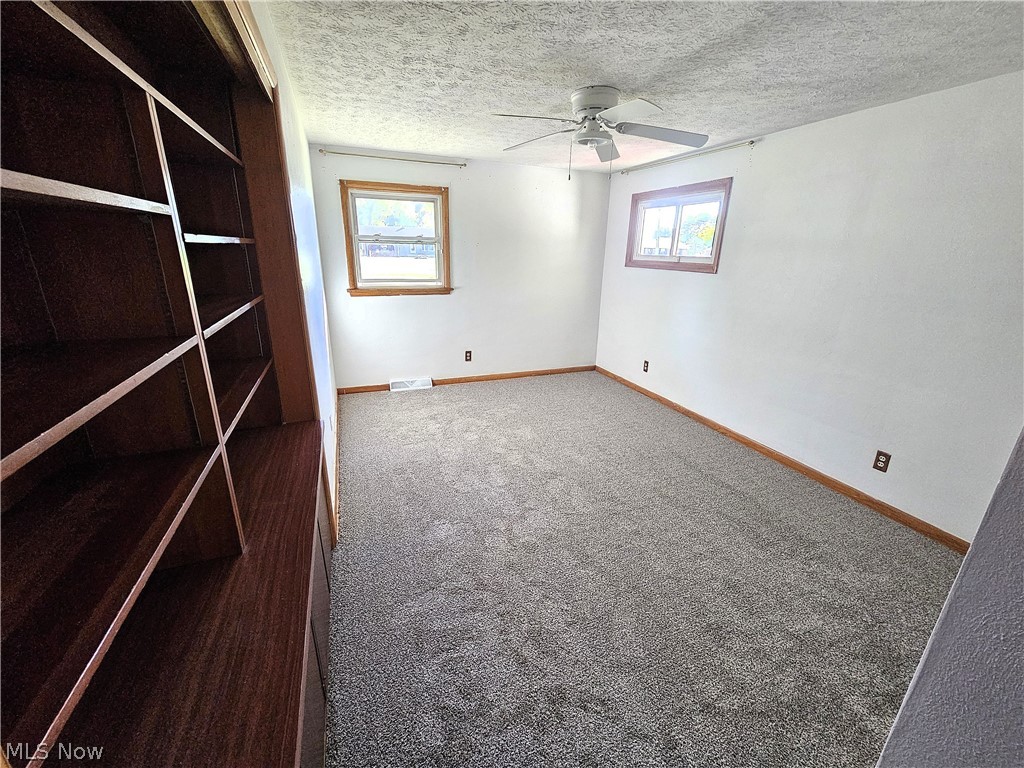 901 Columbia Drive Amherst OH 44001