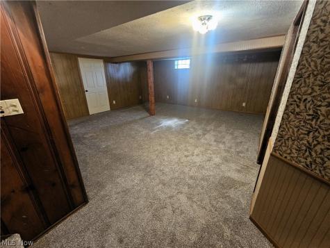 901 Columbia Drive Amherst OH 44001