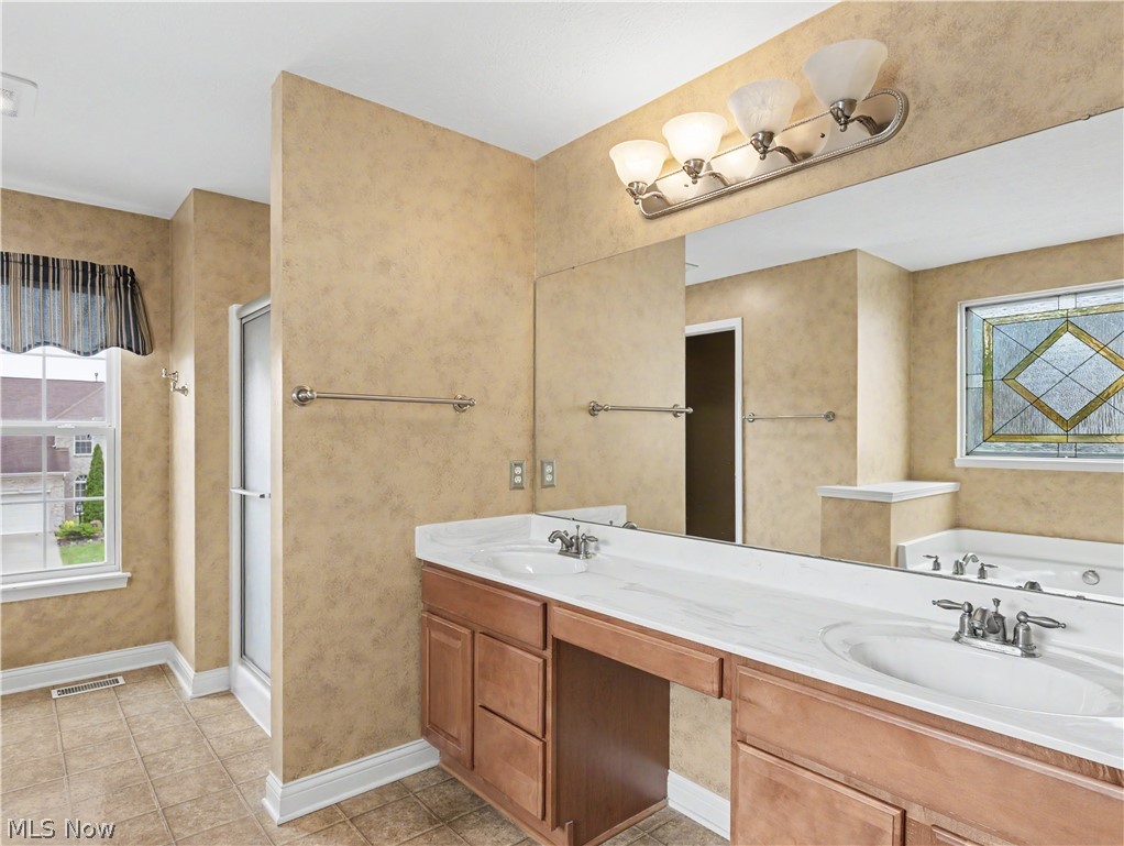 3193 Bickleigh Circle Akron OH 44312