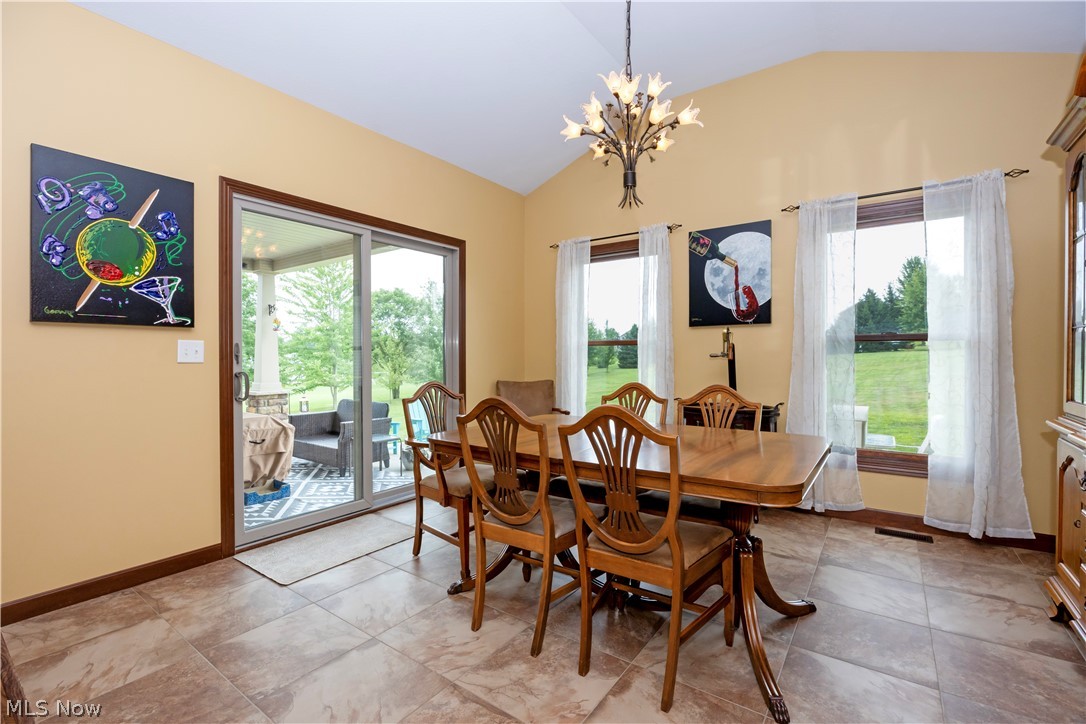 212 Cardington Lane Burbank OH 44214