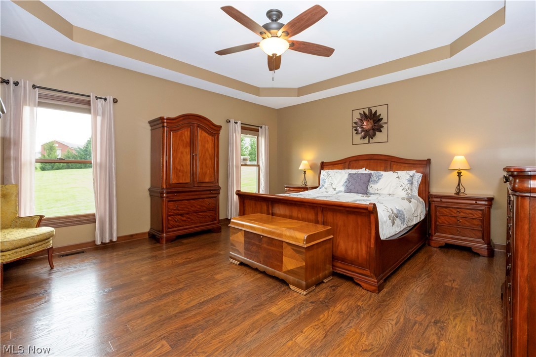212 Cardington Lane Burbank OH 44214