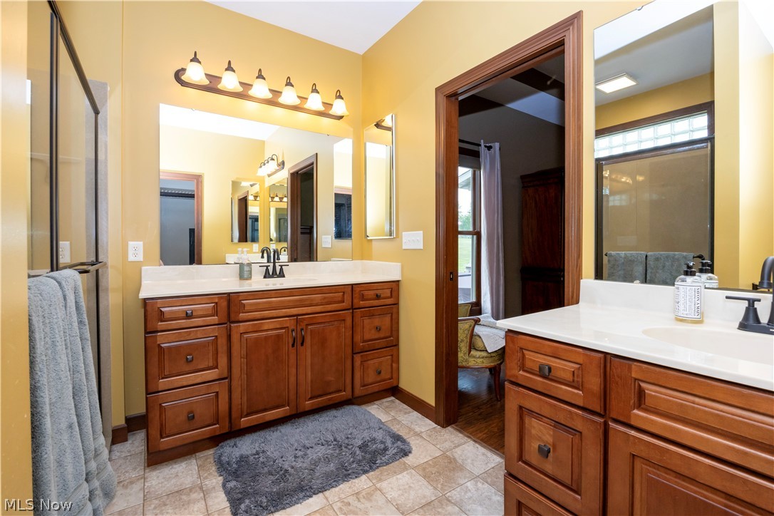212 Cardington Lane Burbank OH 44214