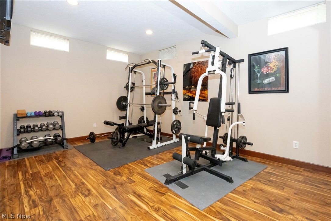 212 Cardington Lane Burbank OH 44214