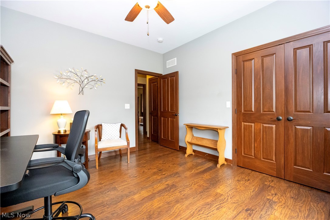 212 Cardington Lane Burbank OH 44214