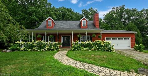 1089 Center Road Clinton OH 44216