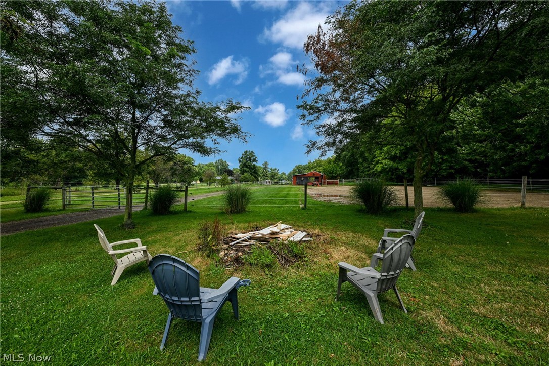 1089 Center Road Clinton OH 44216