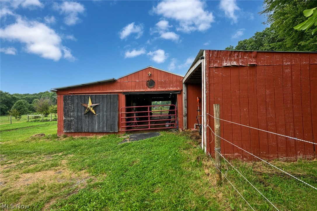 1089 Center Road Clinton OH 44216