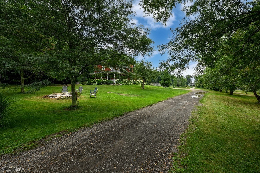 1089 Center Road Clinton OH 44216