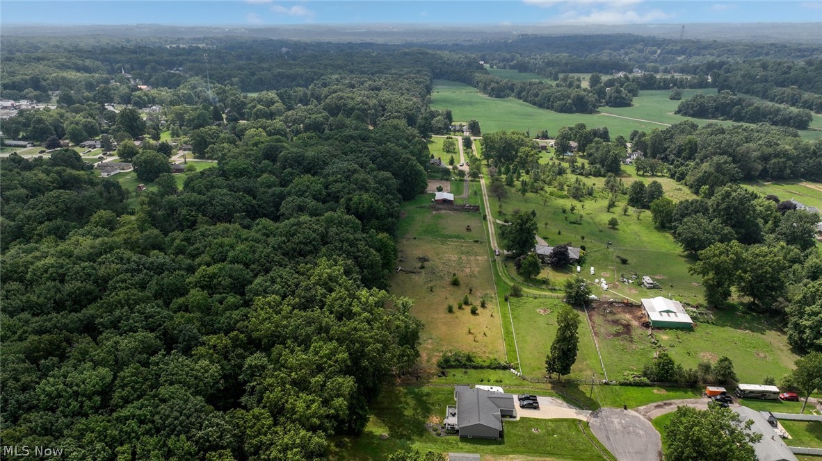 1089 Center Road Clinton OH 44216