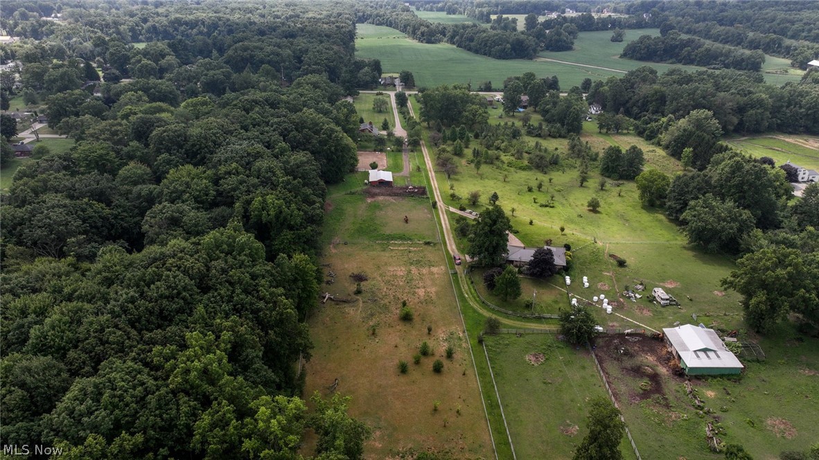 1089 Center Road Clinton OH 44216