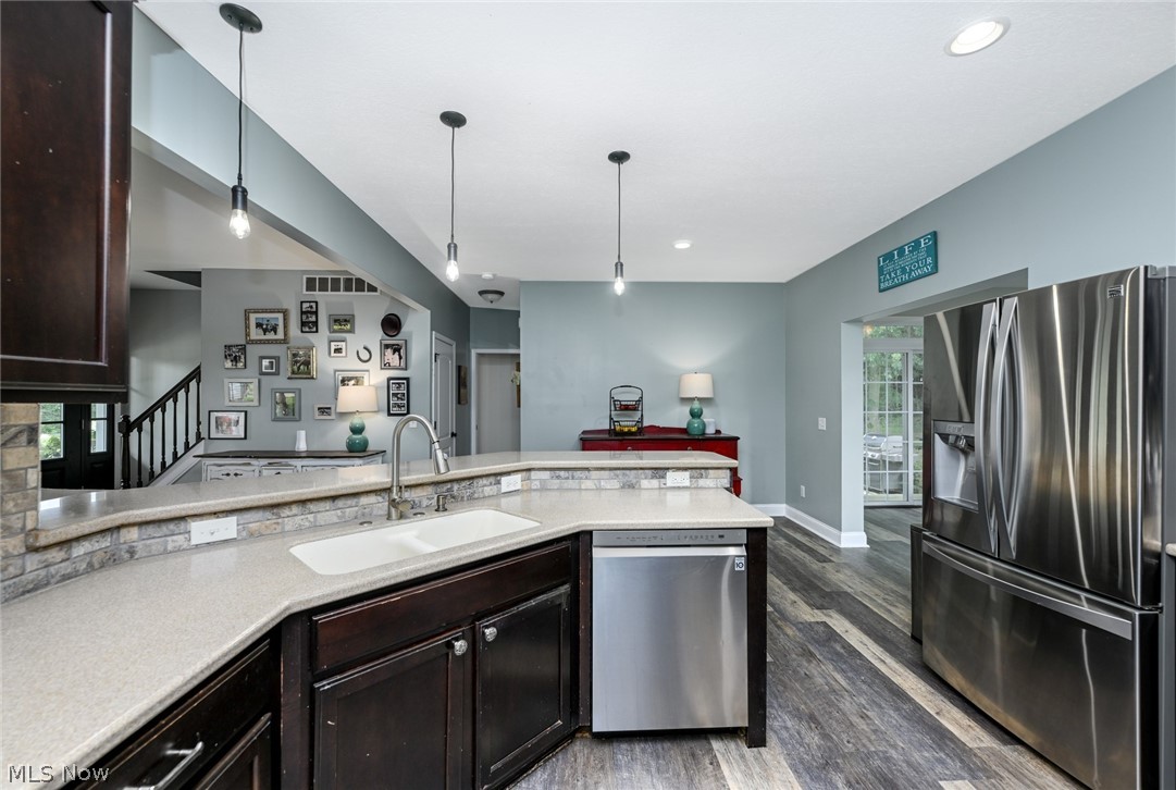 1089 Center Road Clinton OH 44216