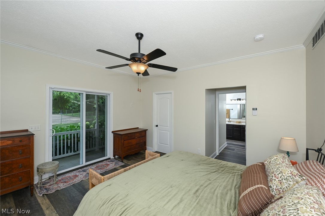 1089 Center Road Clinton OH 44216