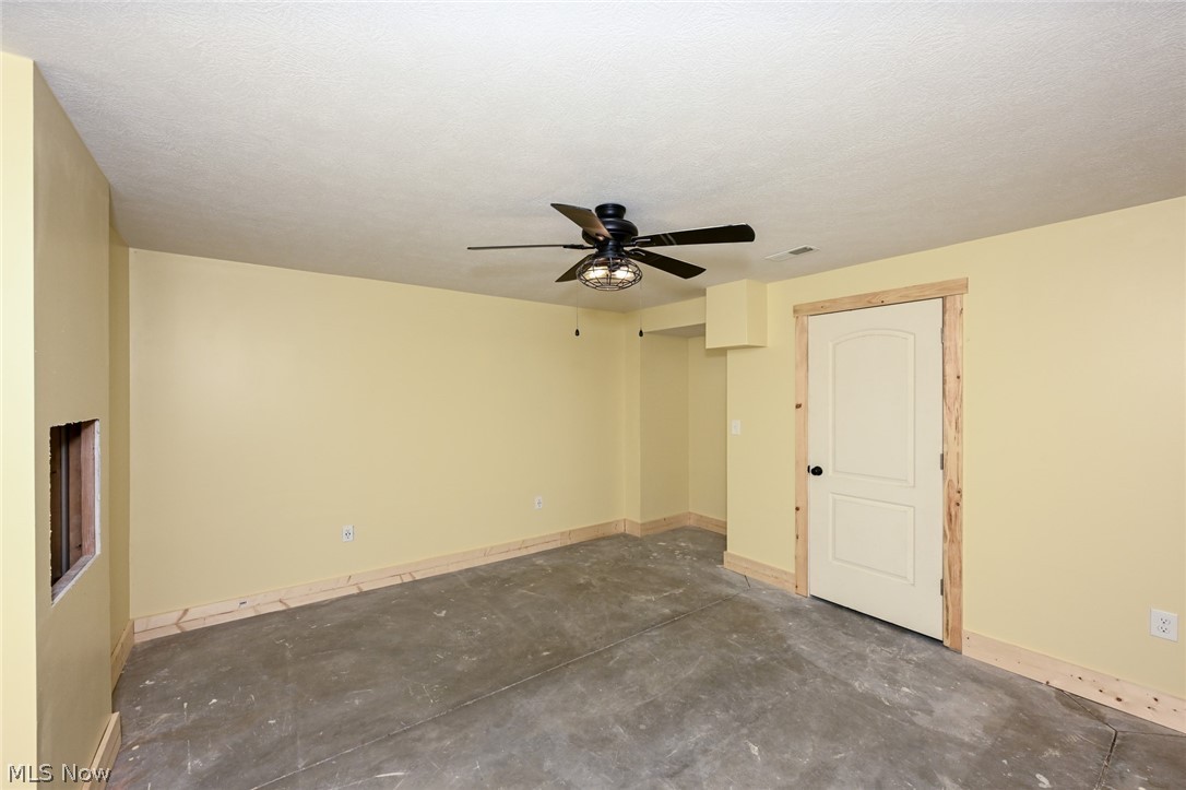 1089 Center Road Clinton OH 44216
