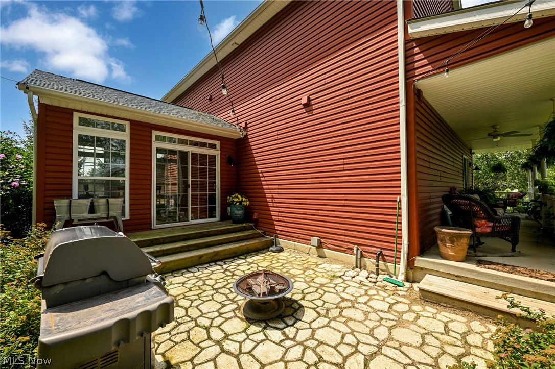 1089 Center Road Clinton OH 44216