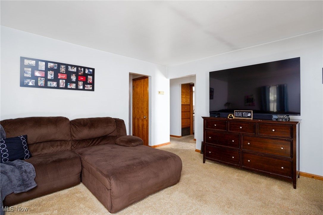 553 Fouse Avenue Akron OH 44310