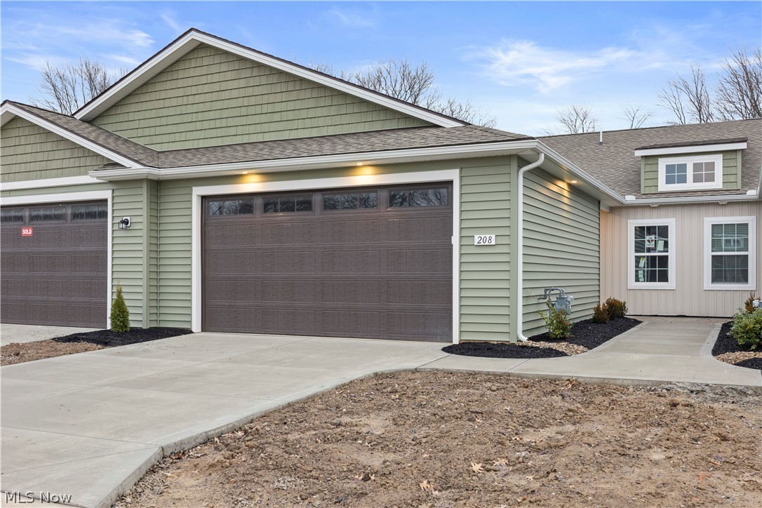 509 Eldemire Lane Elyria OH 44035