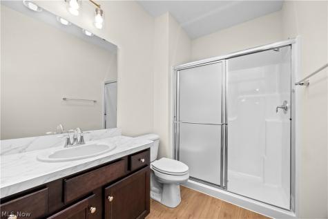 509 Eldemire Lane Elyria OH 44035