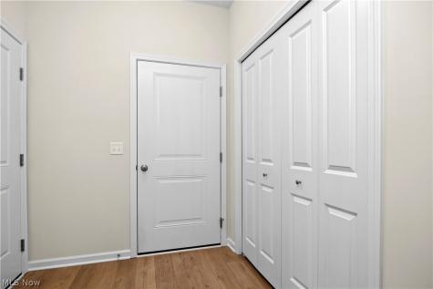 509 Eldemire Lane Elyria OH 44035