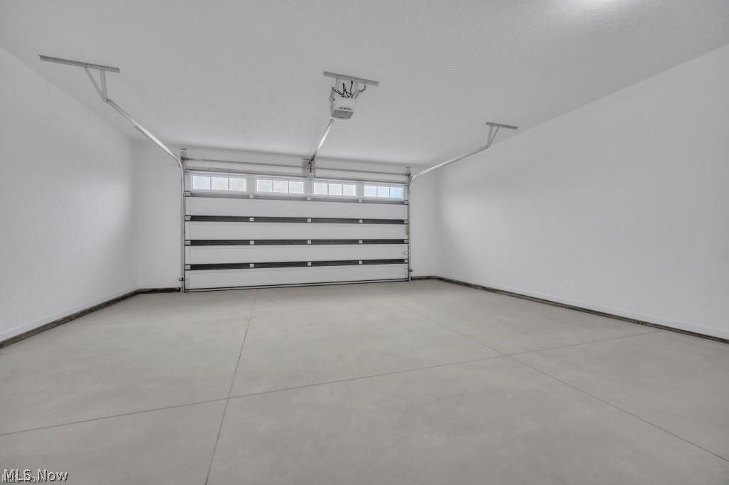 509 Eldemire Lane Elyria OH 44035