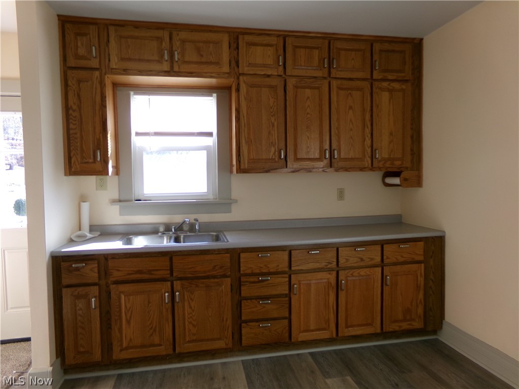 1215 Denman Avenue Coshocton OH 43812