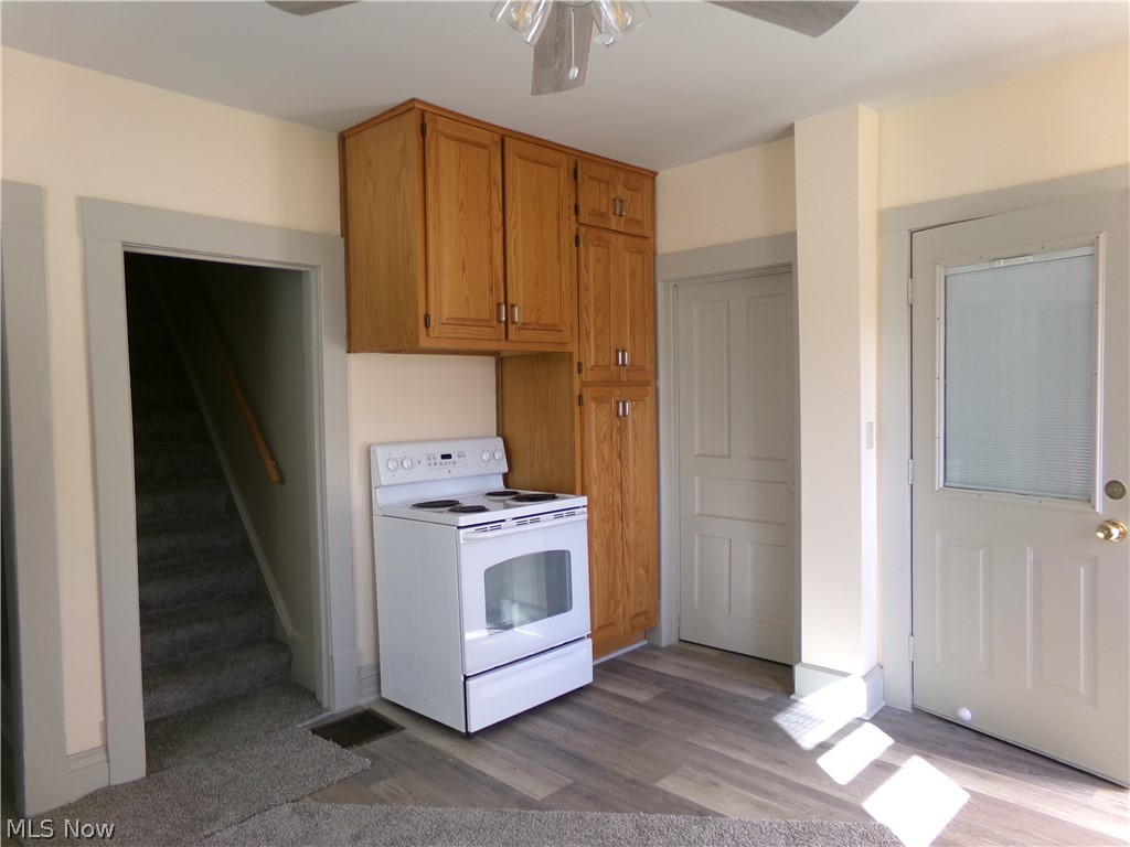 1215 Denman Avenue Coshocton OH 43812