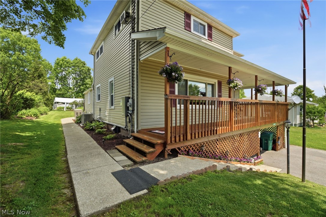 12570 Jackson Drive Burton OH 44021