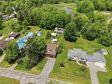 12570 Jackson Drive Burton OH 44021
