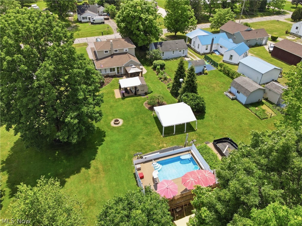 12570 Jackson Drive Burton OH 44021