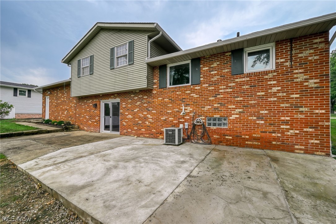 5610 Comanche Street NW North Canton OH 44720