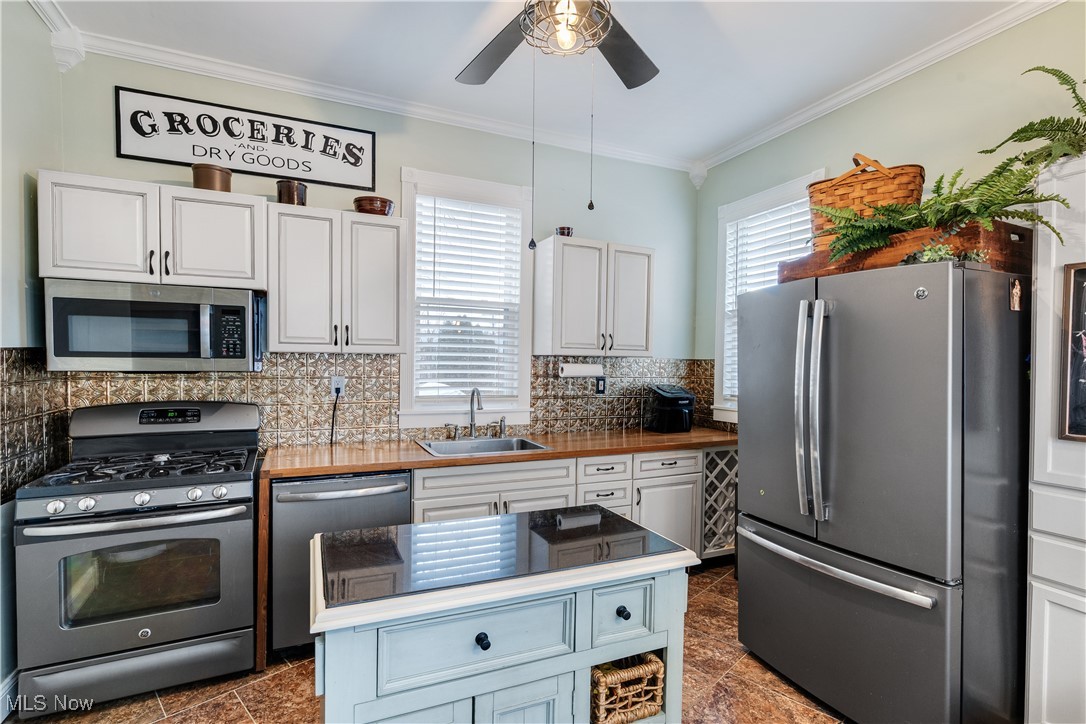 219 Pennsylvania Avenue East Liverpool OH 43920