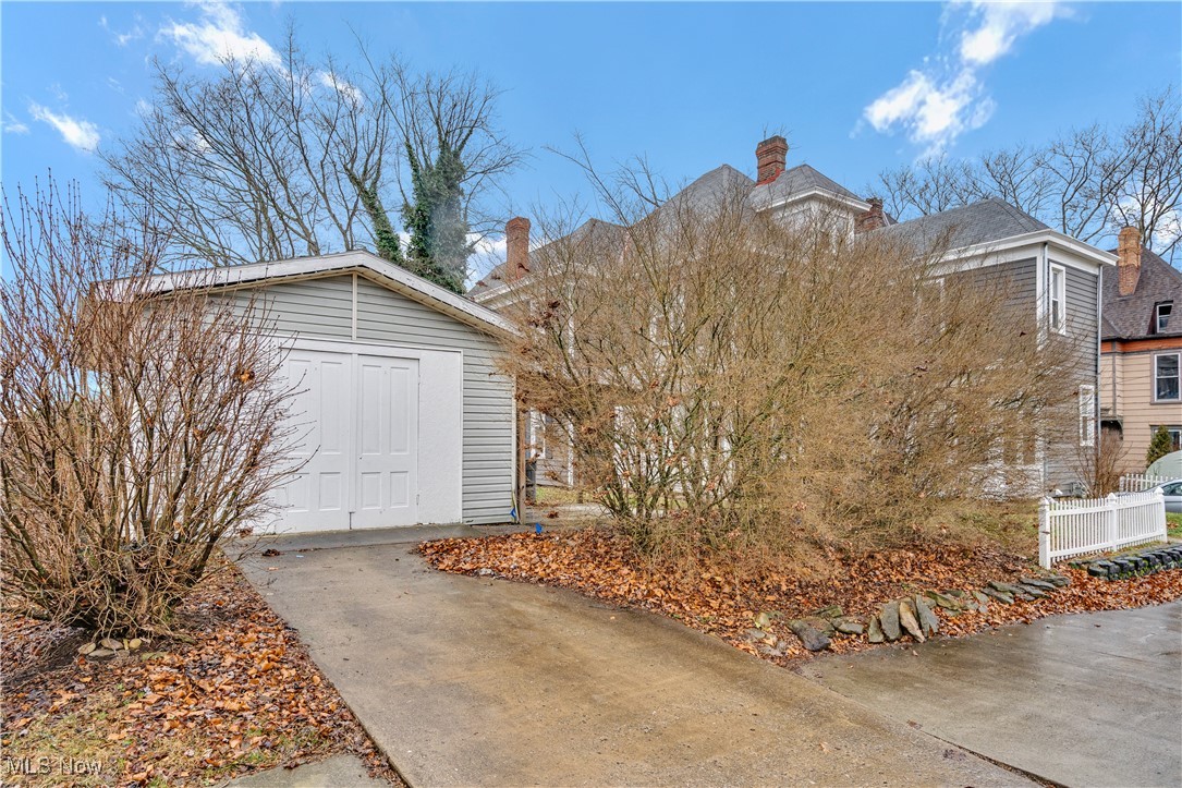 219 Pennsylvania Avenue East Liverpool OH 43920