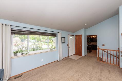 324 Charring Cross Drive Munroe Falls OH 44262