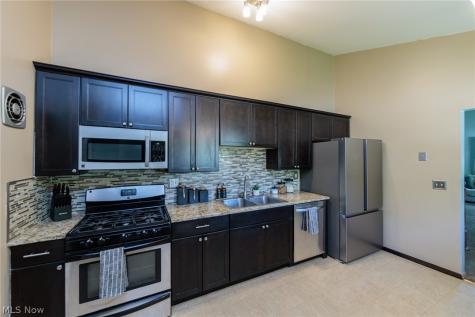 324 Charring Cross Drive Munroe Falls OH 44262