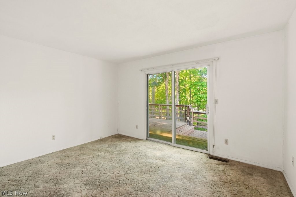 17482 Falling Water Road Strongsville OH 44136
