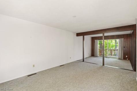 17482 Falling Water Road Strongsville OH 44136