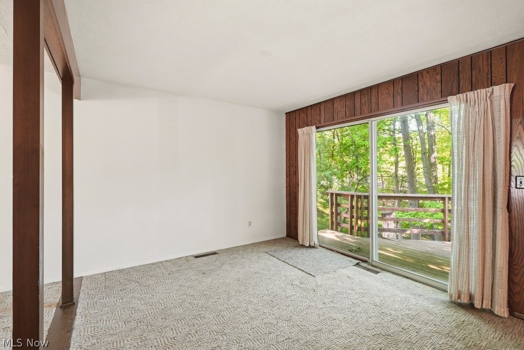 17482 Falling Water Road Strongsville OH 44136