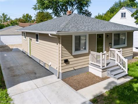 15909 Bryce Avenue Cleveland OH 44128