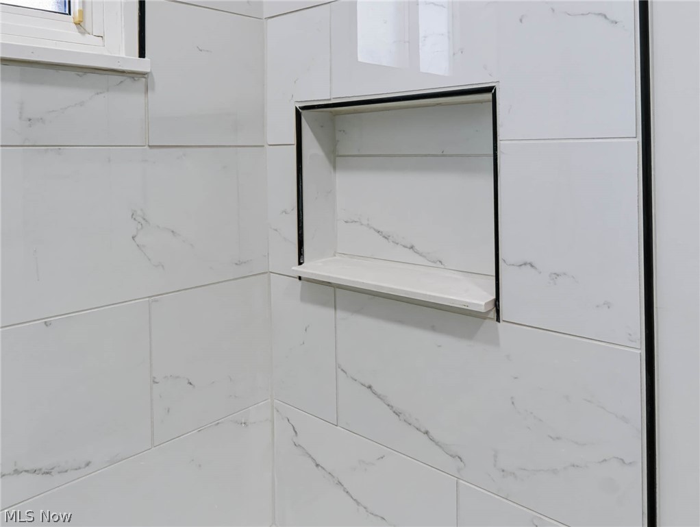 15909 Bryce Avenue Cleveland OH 44128