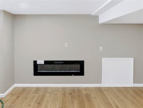 15909 Bryce Avenue Cleveland OH 44128