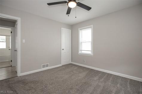 1454 E 196th Street Euclid OH 44117