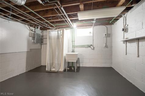 1454 E 196th Street Euclid OH 44117