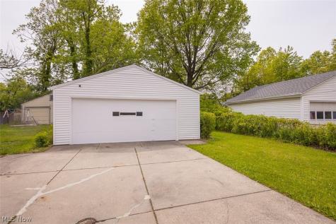 1454 E 196th Street Euclid OH 44117