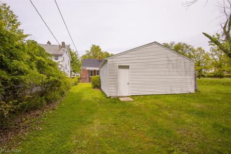 1454 E 196th Street Euclid OH 44117