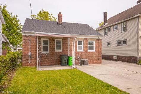 1454 E 196th Street Euclid OH 44117