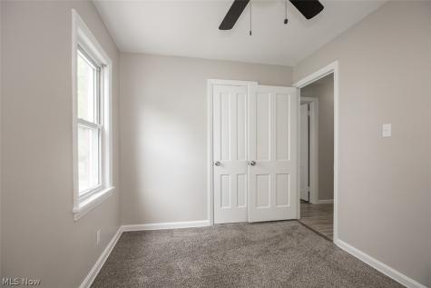 1454 E 196th Street Euclid OH 44117