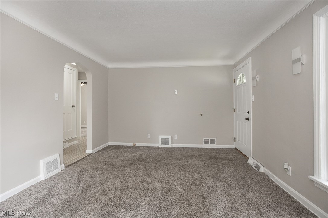 1454 E 196th Street Euclid OH 44117