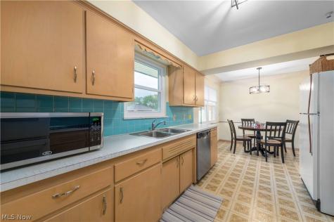14666 Robert Drive Middleburg Heights OH 44130
